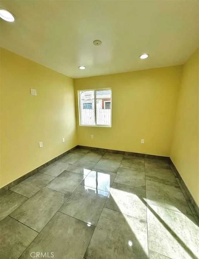 Residential Lease for rent at 3538 1/4 W 108TH Street 3538 1/4, Inglewood, Los Angeles County CA featuring 1 bed and 1 bath