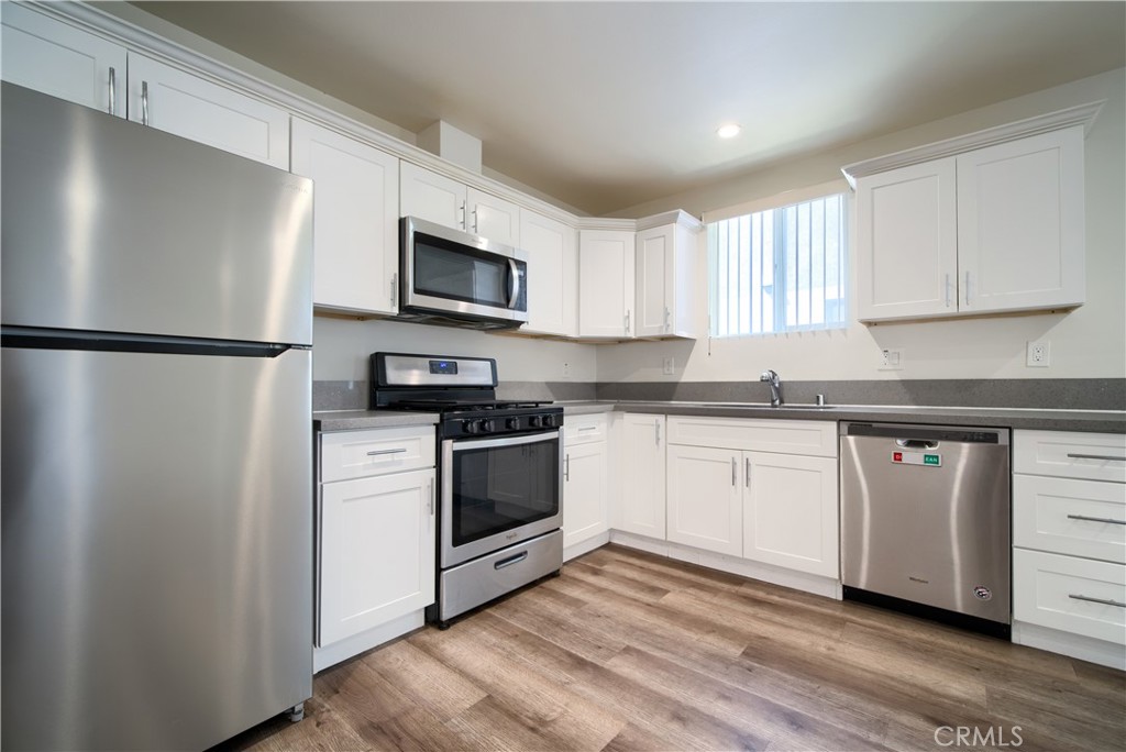 Residential Lease for rent at 1427 S New Hampshire Avenue, Los Angeles, Los Angeles County CA featuring 5 beds and 4 baths