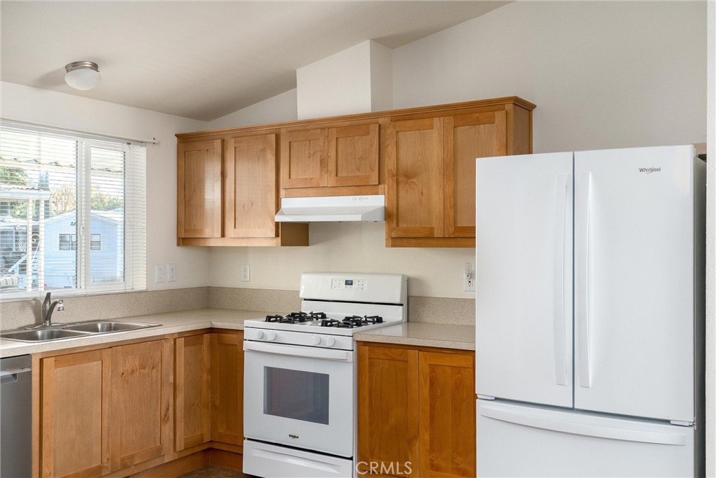 Residential for sale at 567 East Lassen Ave 109, Chico CA featuring 2 beds and 2 baths