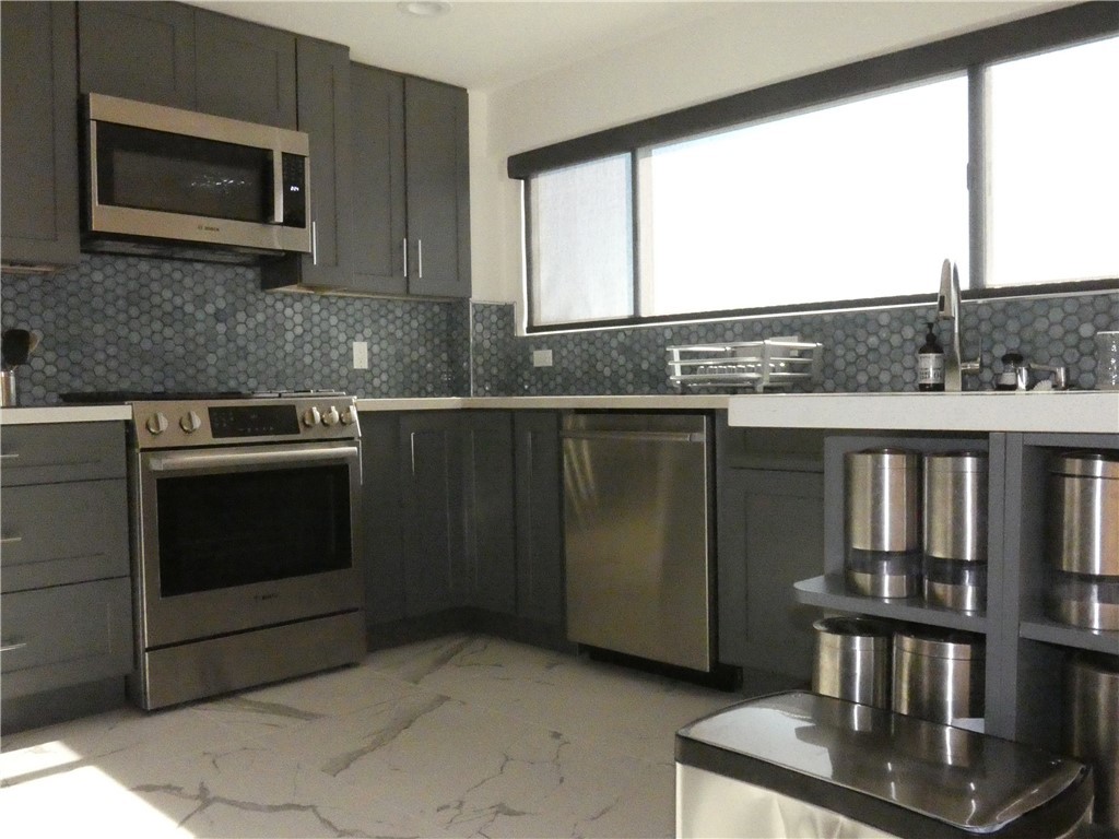 Residential Lease for rent at 30347 Rhone Dr-ADU, Rancho Palos Verdes CA featuring 2 beds and 1 bath