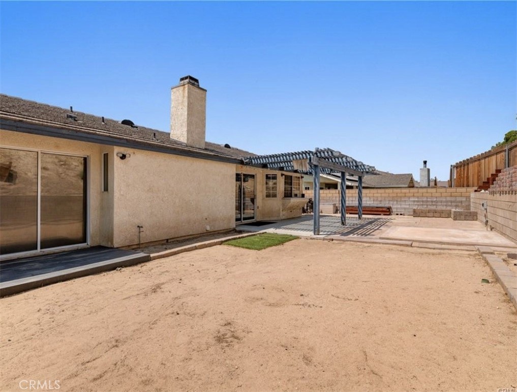 Residential Lease for rent at 13901 Hidden Valley, Victorville CA featuring 3 beds and 2 baths