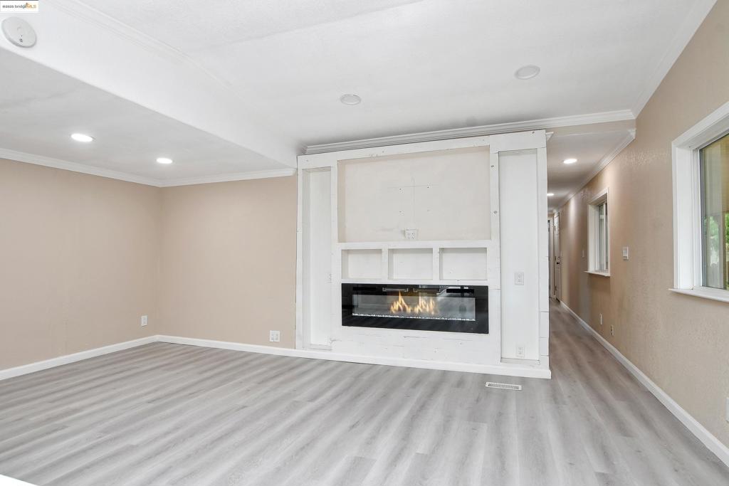 Manufactured In Park for sale at 621 Bounty, Bay Point CA featuring 2 beds and 1 bath