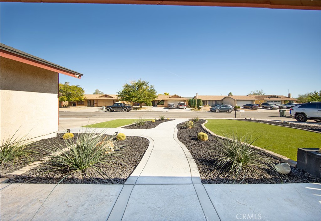 Residential for sale at 13577 Arroyo Drive, Victorville CA featuring 3 beds and 2 baths