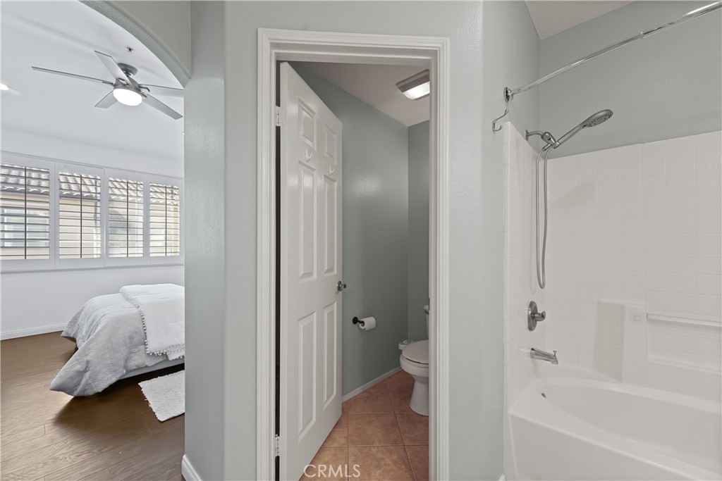 Residential for sale at 40 Tierra Montanosa, Rancho Santa Margarita CA featuring 2 beds and 2 baths