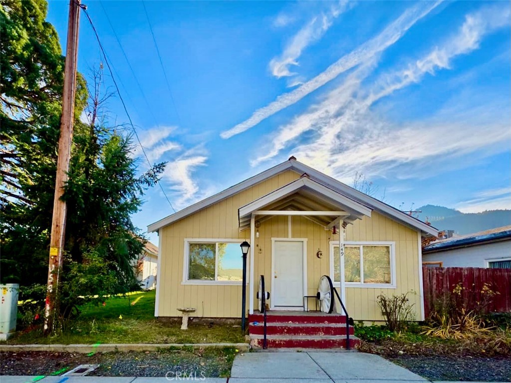 Residential Income for sale at 149 Diggles St, Etna CA