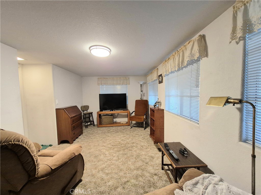 Residential for sale at 1253 Western, San Jacinto CA featuring 1 bed and 1 bath