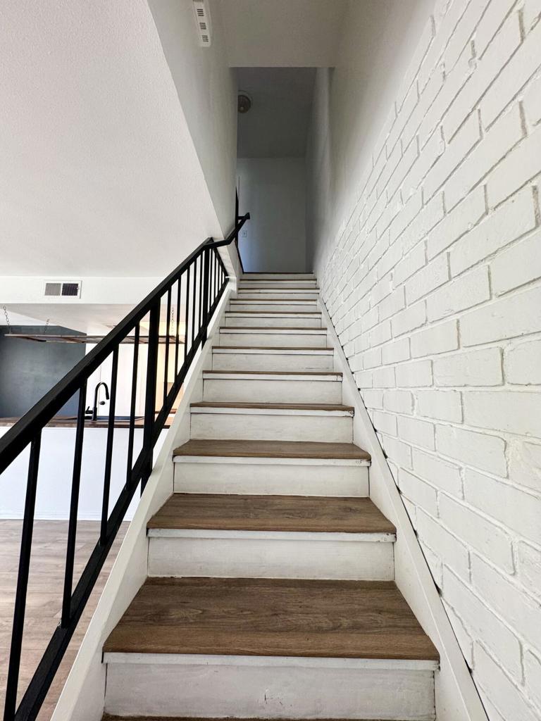 Residential Lease for rent at 72532 Edgehill Drive 2, Palm Desert CA featuring 2 beds and 1 bath