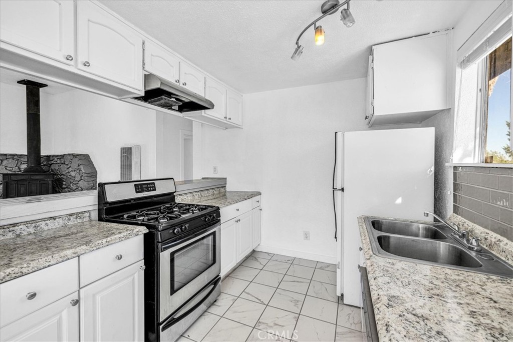 Residential for sale at 6686 Mojave Avenue, 29 Palms CA featuring 2 beds and 2 baths