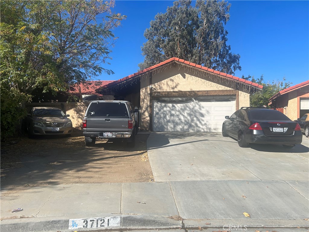 Residential for sale at 37121 Casa Grande, Palmdale CA featuring 3 beds and 2 baths
