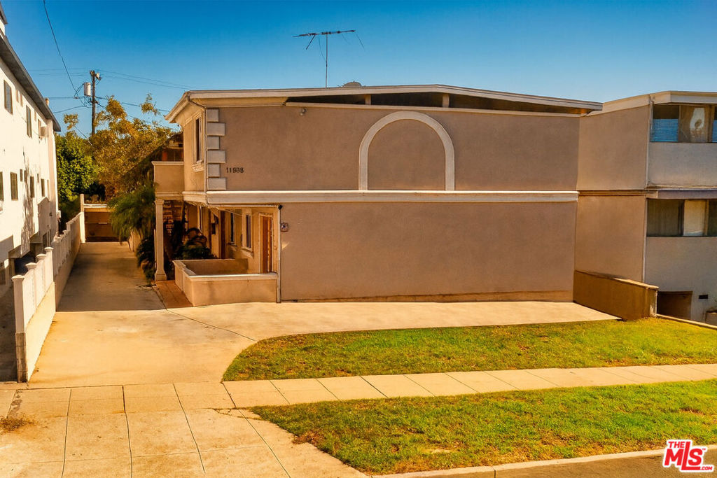 Residential Income for sale at 11938 Dorothy Street, Los Angeles CA featuring 10 beds and 10 baths