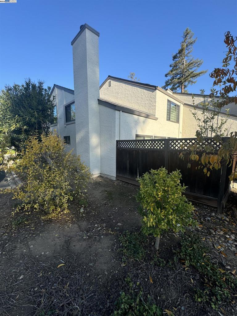 Residential for sale at 6649 Bunker Hill Ct, San Jose CA featuring 3 beds and 2 baths