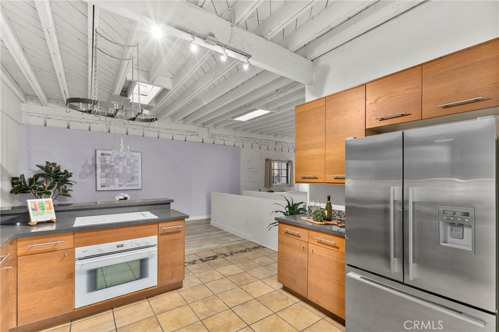 Residential for sale at 941 W Hawthorn 9, San Diego CA featuring 2 beds and 2 baths