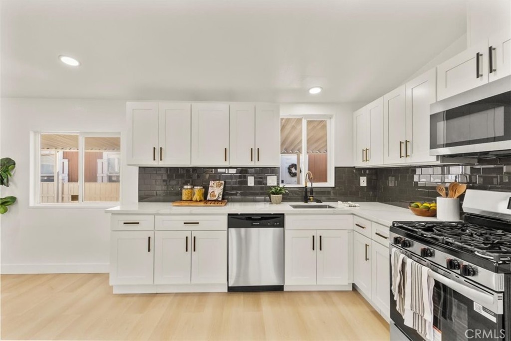 Manufactured In Park for sale at 9080 Bloomfield Avenue 135, Cypress CA featuring 3 beds and 2 baths