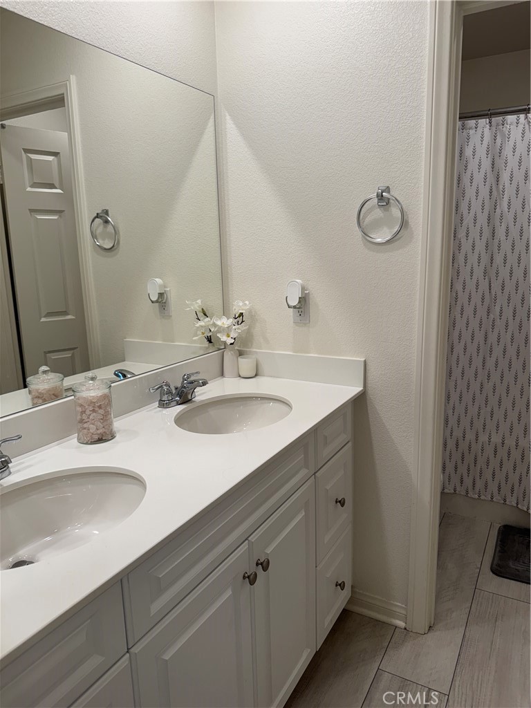 Residential Lease for rent at 7474 Shorthorn, Chino CA featuring 3 beds and 3 baths