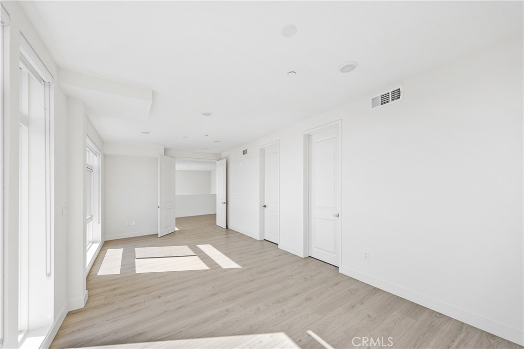 Residential Lease for rent at 168 S Monterey Street 518, Alhambra CA featuring 3 beds and 3 baths