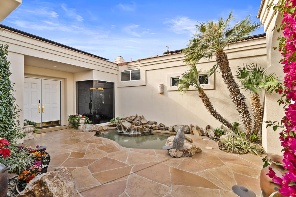Residential for sale at 75073 Spyglass Drive, Indian Wells CA featuring 3 beds and 5 baths
