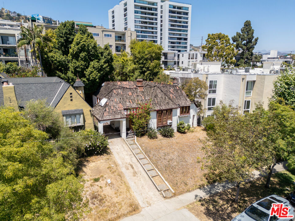 Residential for sale at 8553 W West Knoll Drive, West Hollywood CA featuring 3 beds and 2 baths