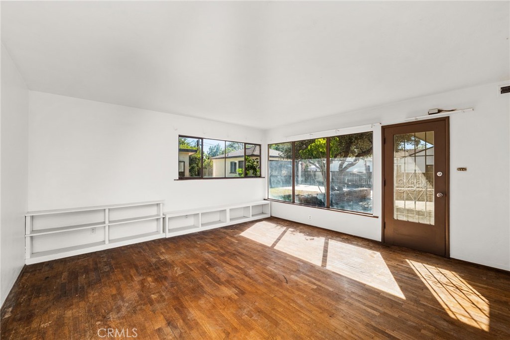 Residential for sale at 3024 Pine, Riverside CA featuring 3 beds and 2 baths