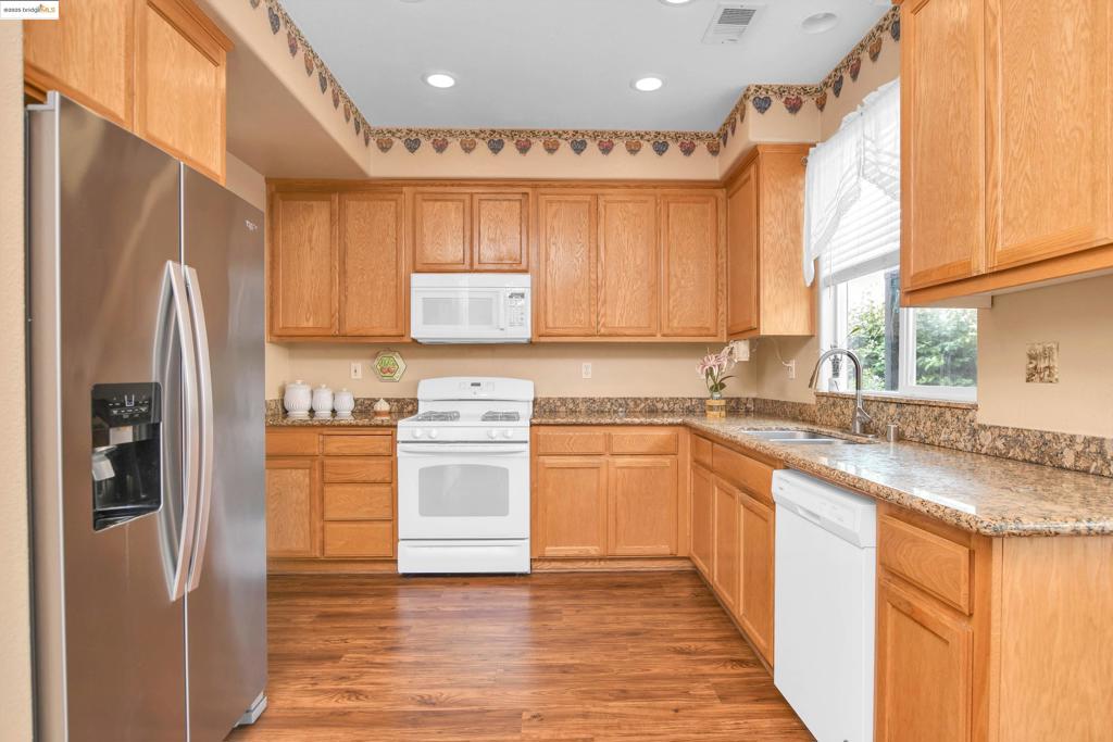 Residential for sale at 117 Havenwood Ave, Brentwood CA featuring 4 beds and 3 baths