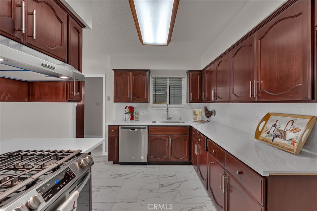 Residential for sale at 3061 El Capitan, Merced CA featuring 4 beds and 3 baths