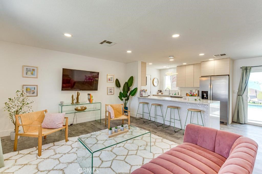 Residential for sale at 431 W Avenida Cerca, Palm Springs CA featuring 3 beds and 2 baths