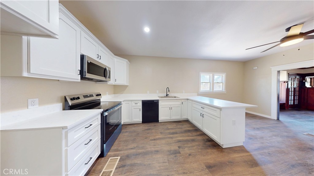 Residential for sale at 503 N D, Madera CA featuring 5 beds and 3 baths