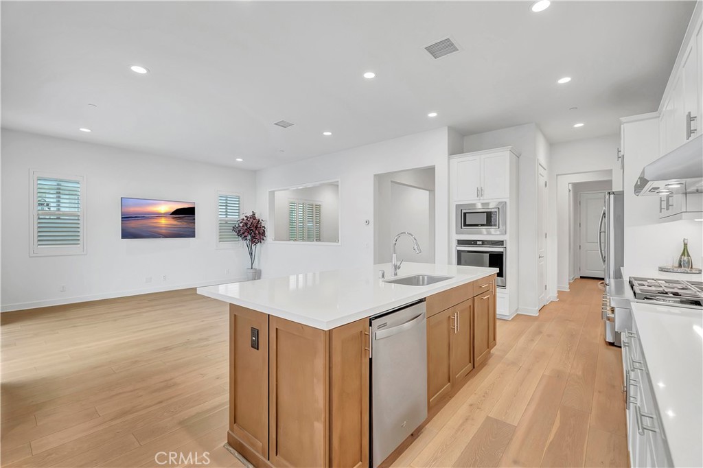 Residential for sale at 14432 Windfall Lane, Huntington Beach CA featuring 3 beds and 3 baths