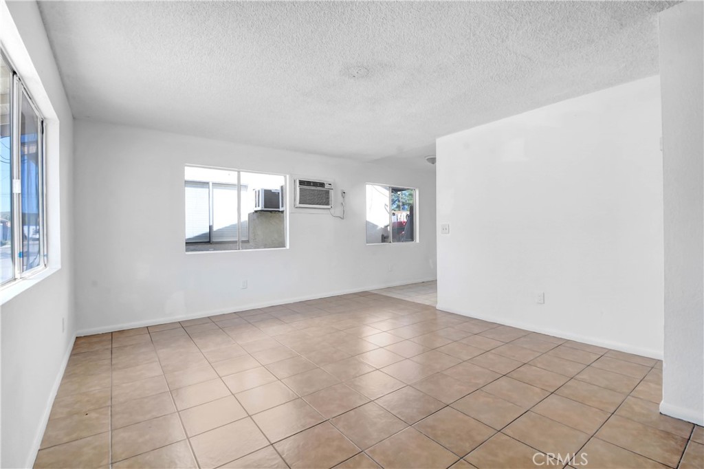 Residential Lease for rent at 4039 Lorraine Drive 5, San Bernardino CA featuring 2 beds and 1 bath