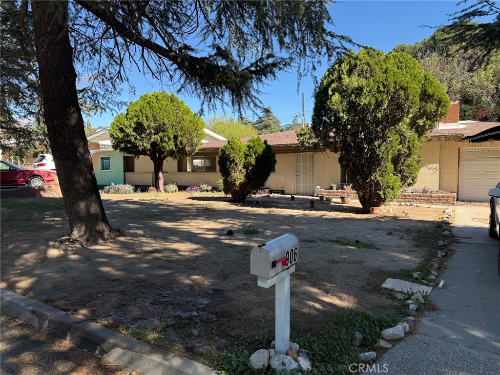 Residential for sale at 906 N 4th, Banning CA featuring 3 beds and 2 baths