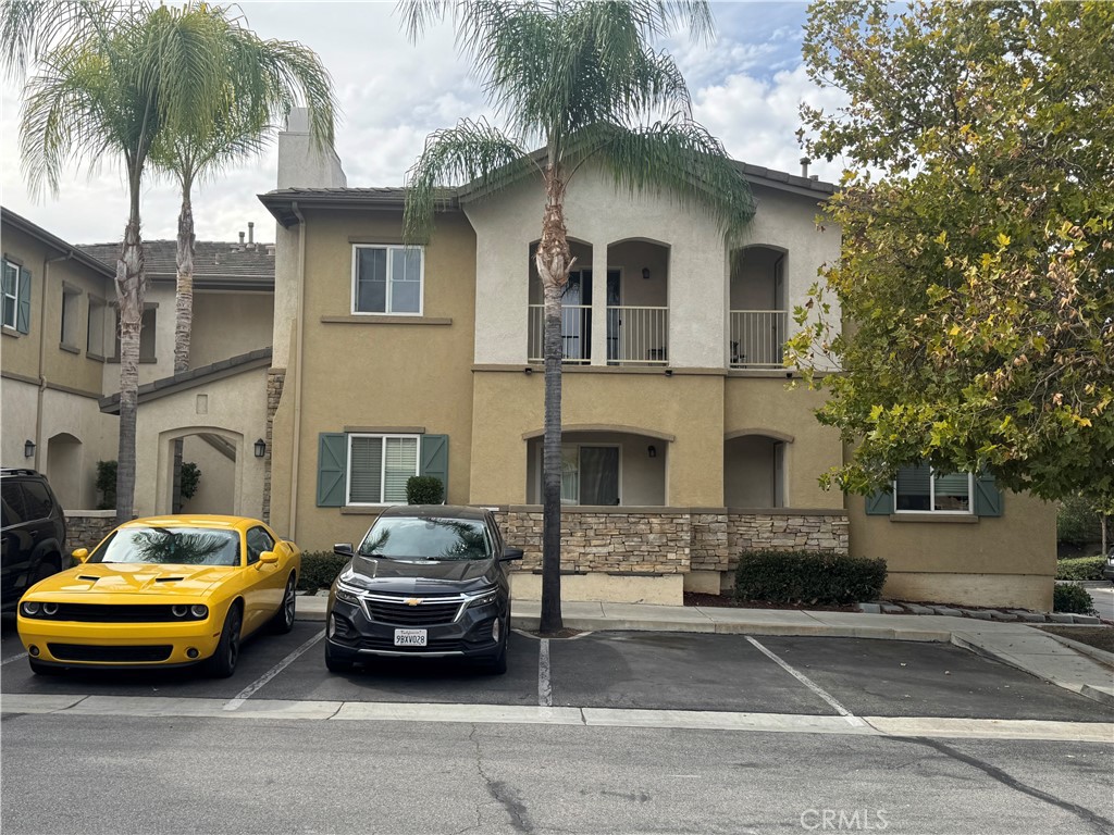 Residential Lease for rent at 26514 Arboretum Way 1804, Murrieta CA featuring 2 beds and 2 baths