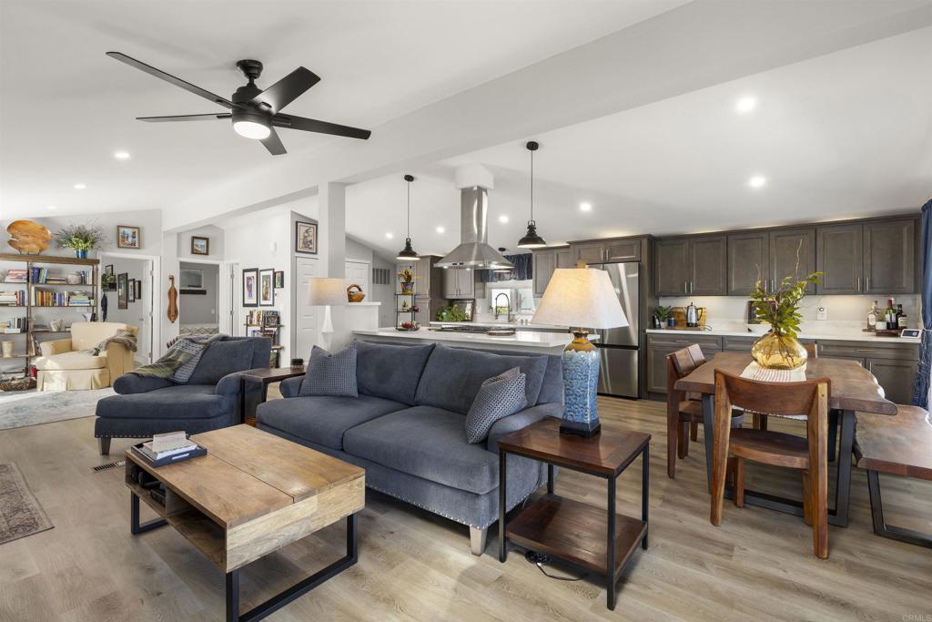 Manufactured In Park for sale at 276 N EL CAMINO REAL 172, Oceanside CA featuring 2 beds and 2 baths