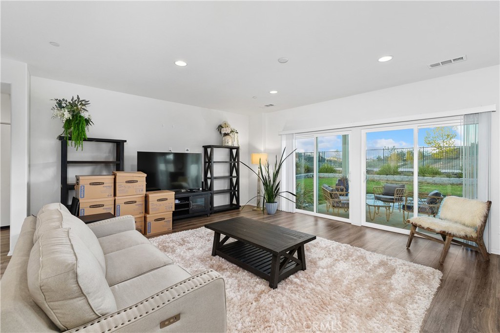 Residential for sale at 34762 Kingsnake, Murrieta CA featuring 5 beds and 4 baths