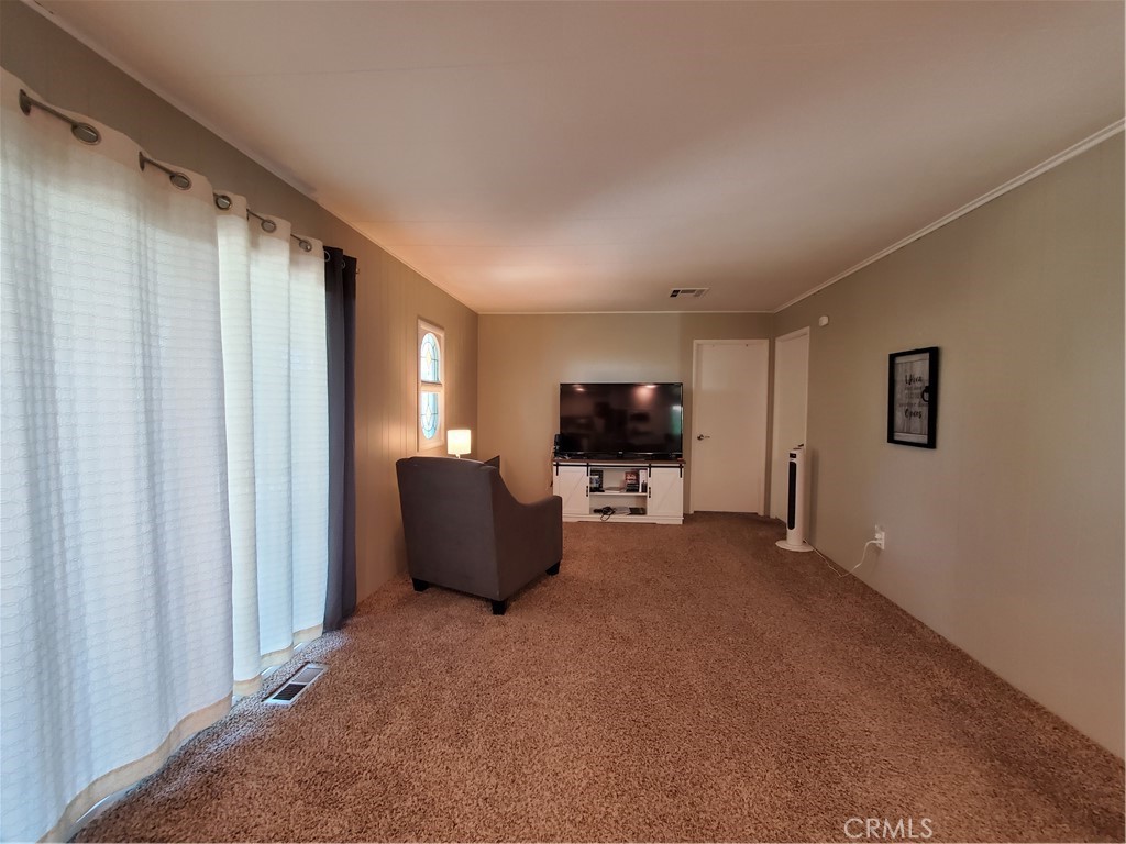 Manufactured In Park for sale at 5001 W Florida 7, Hemet CA featuring 2 beds and 2 baths