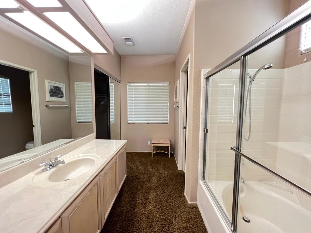 Residential Lease for rent at 248 Strada Fortuna, Palm Desert CA featuring 2 beds and 2 baths