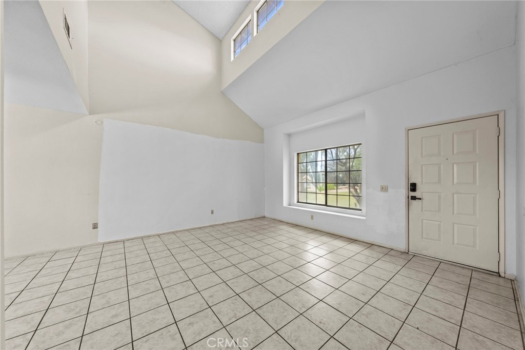 Residential for sale at 580 Wimbledon, San Jacinto CA featuring 3 beds and 3 baths