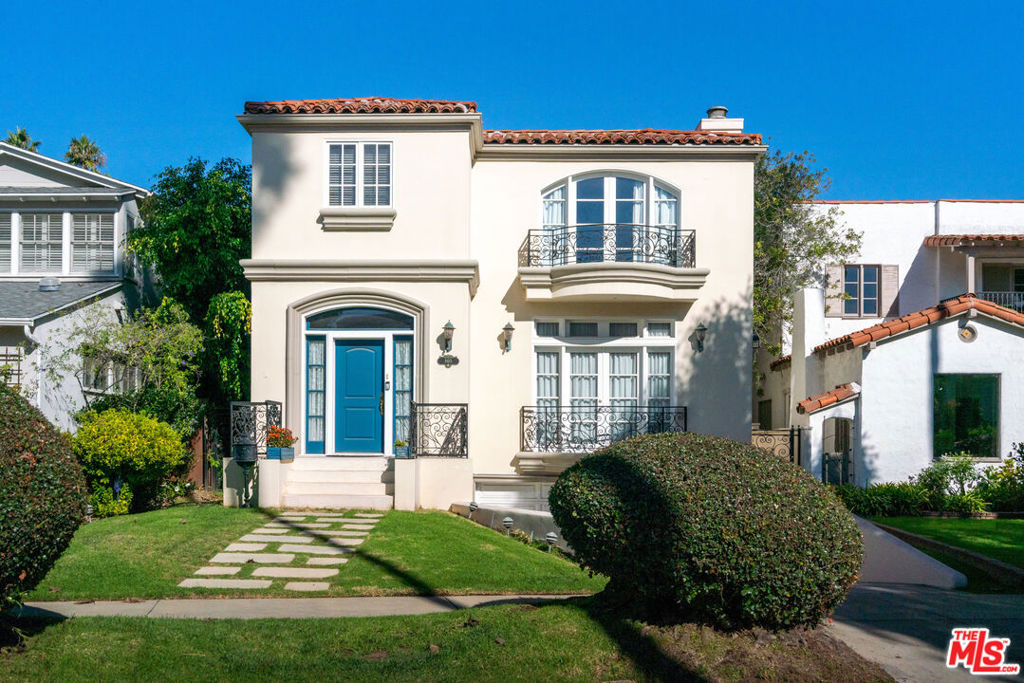 Residential for sale at 860 Wellesley Avenue, Los Angeles CA featuring 4 beds and 4 baths