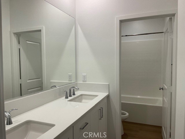 Residential Lease for rent at 213 Shoveler, Irvine CA featuring 3 beds and 3 baths