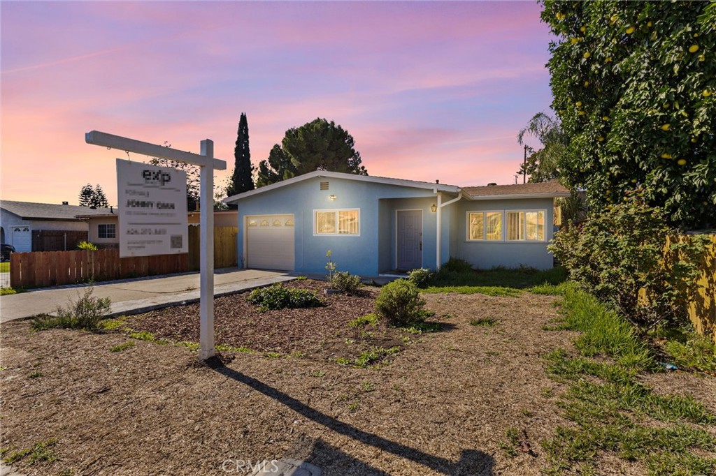 Residential for sale at 4951 Mcclintock, Temple City CA featuring 2 beds and 2 baths
