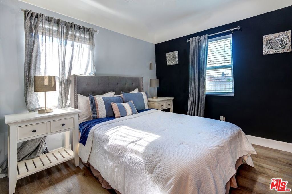 Residential Lease for rent at 9001 S 5TH Avenue, Inglewood, Los Angeles County, CA featuring 3 beds and 2 baths
