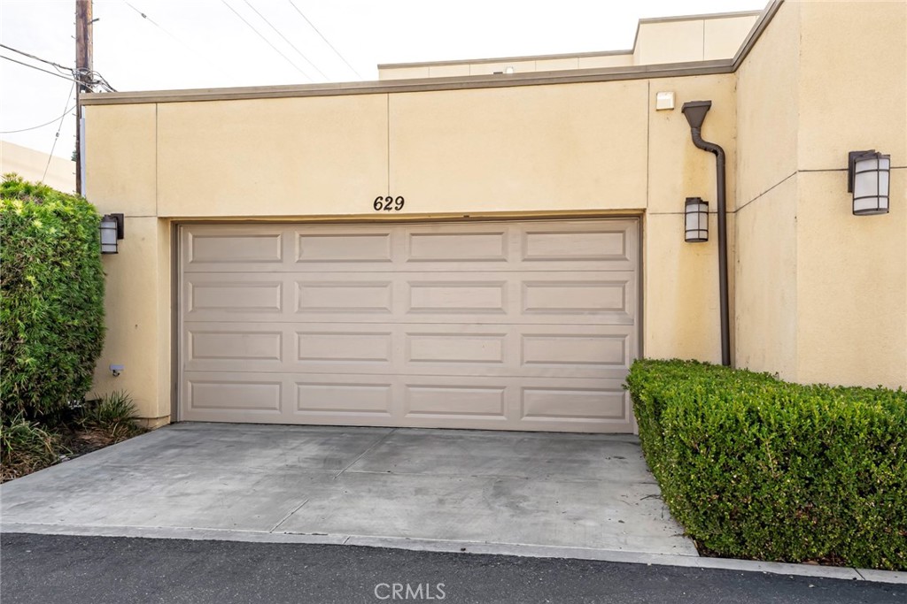 Residential for sale at 629 N Garfield, Santa Ana CA featuring 3 beds and 3 baths