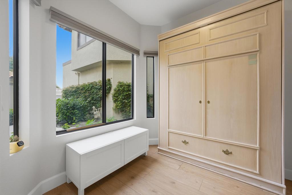 Residential for sale at 55297 Tanglewood, La Quinta CA featuring 2 beds and 3 baths