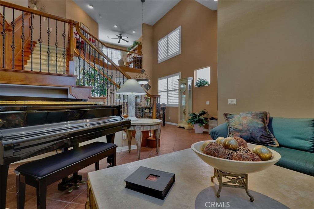 Residential for sale at 19 Calle De Arena, Rancho Santa Margarita CA featuring 3 beds and 3 baths