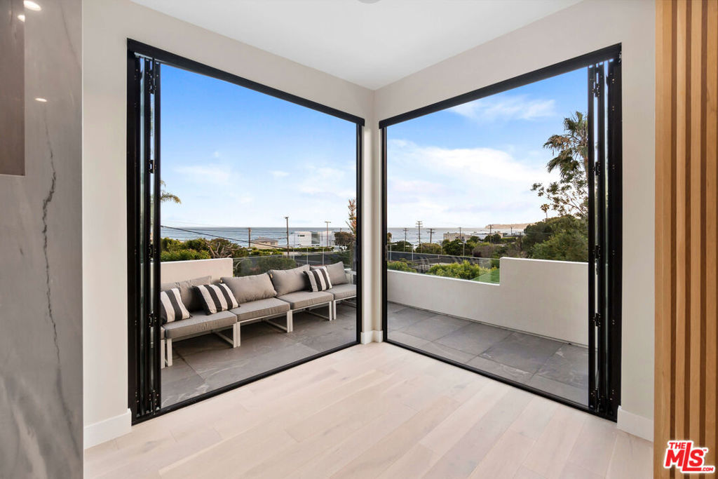 Residential Lease for rent at 27187 Sea Vista Drive, Malibu CA featuring 4 beds and 3 baths