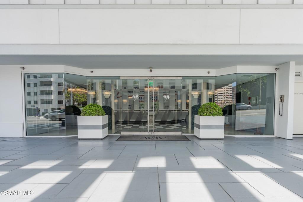 Residential for sale at 10660 Wilshire Boulevard 410, Los Angeles CA featuring 2 beds and 3 baths
