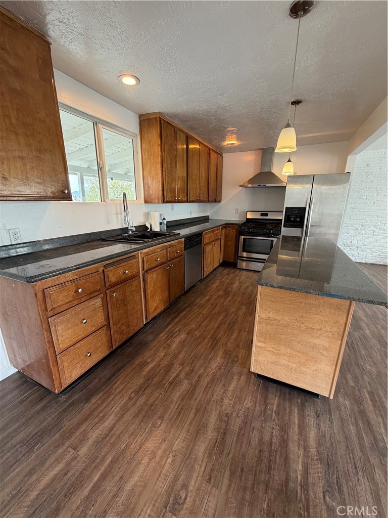 Residential for sale at 9047 10th Ave, Hesperia CA featuring 3 beds and 2 baths