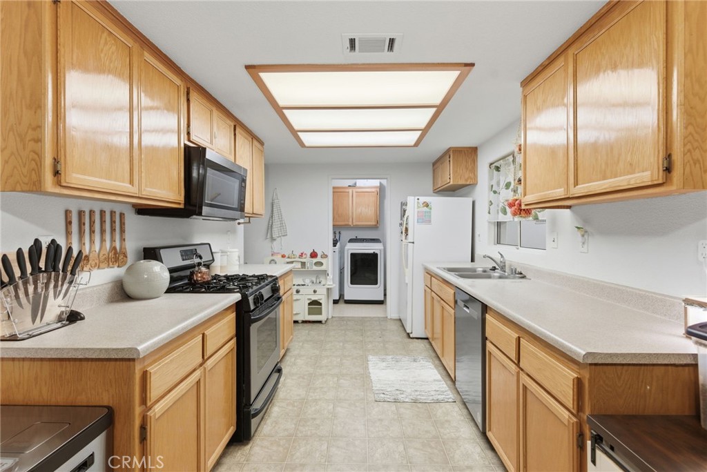 Residential for sale at 12785 Morning Star, Apple Valley CA featuring 3 beds and 2 baths