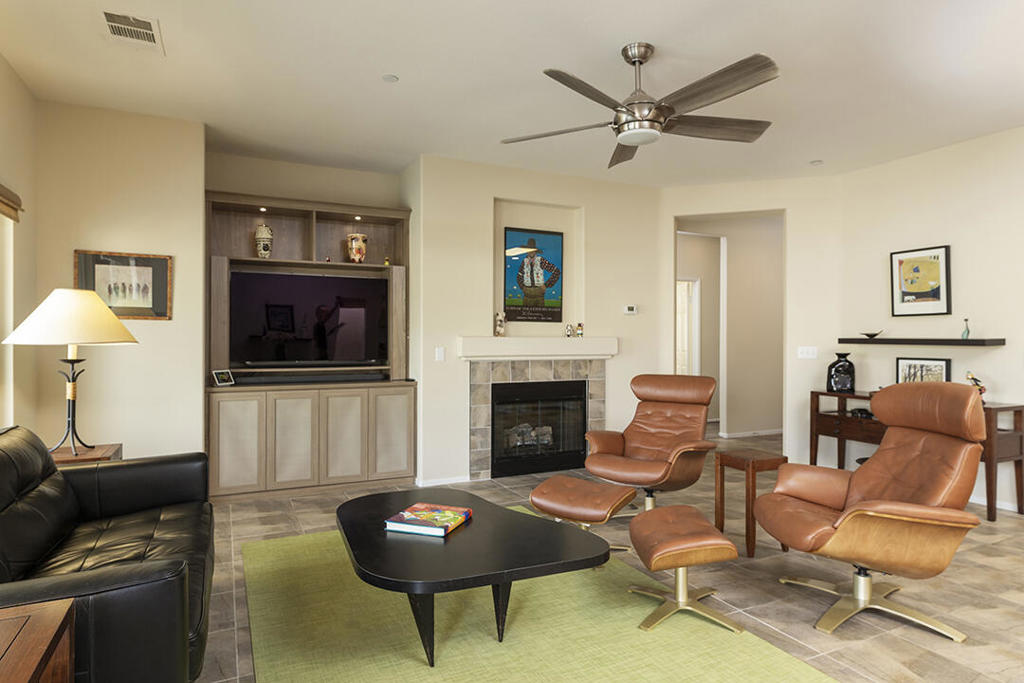 Residential for sale at 1280 Oro, Palm Springs CA featuring 3 beds and 2 baths