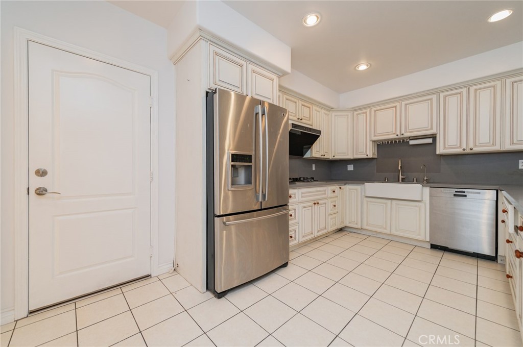 Residential for sale at 5239 Rosemead C, San Gabriel CA featuring 3 beds and 3 baths