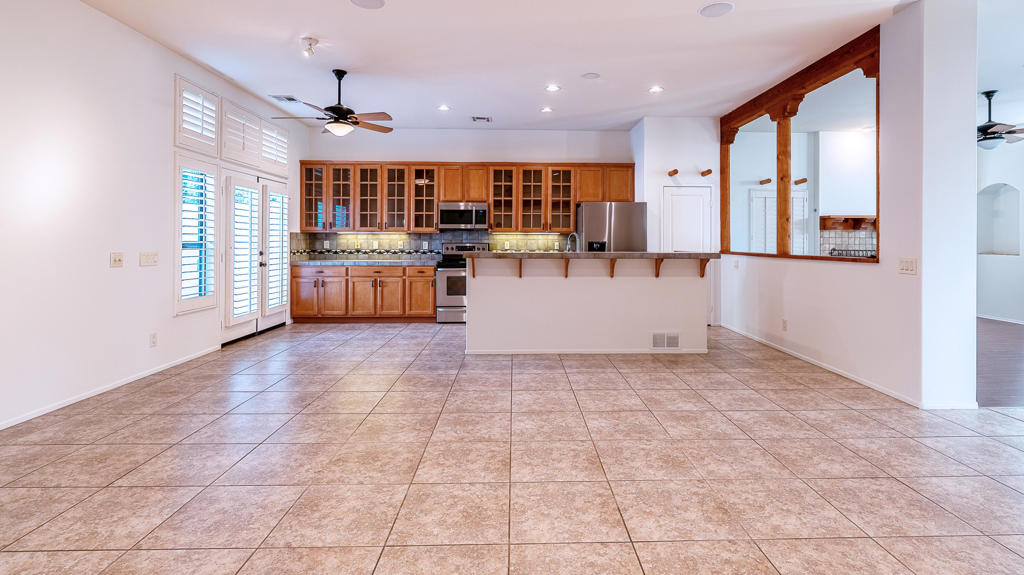 Residential for sale at 54680 Avenida Carranza, La Quinta CA featuring 3 beds and 2 baths