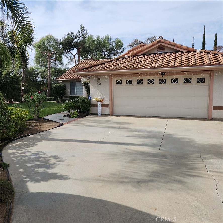 Residential for sale at 2011 Rachelle, Escondido CA featuring 4 beds and 2 baths